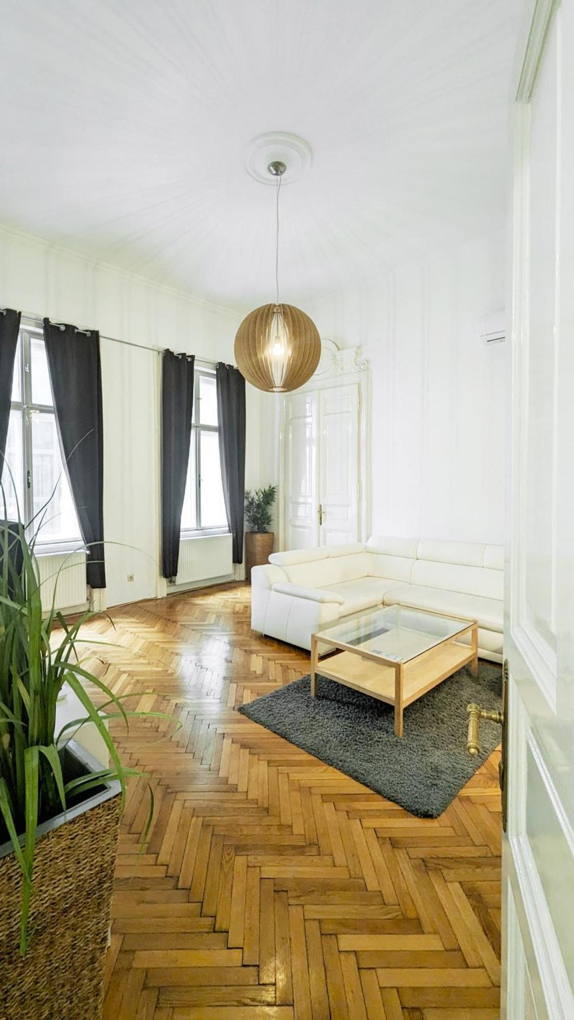 Heart Of The City, Entire Very Big Apartment ブダペスト エクステリア 写真